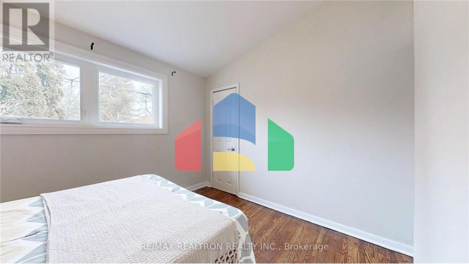 Residential - Single Family Home - Richmond Hill, Canada - Canada