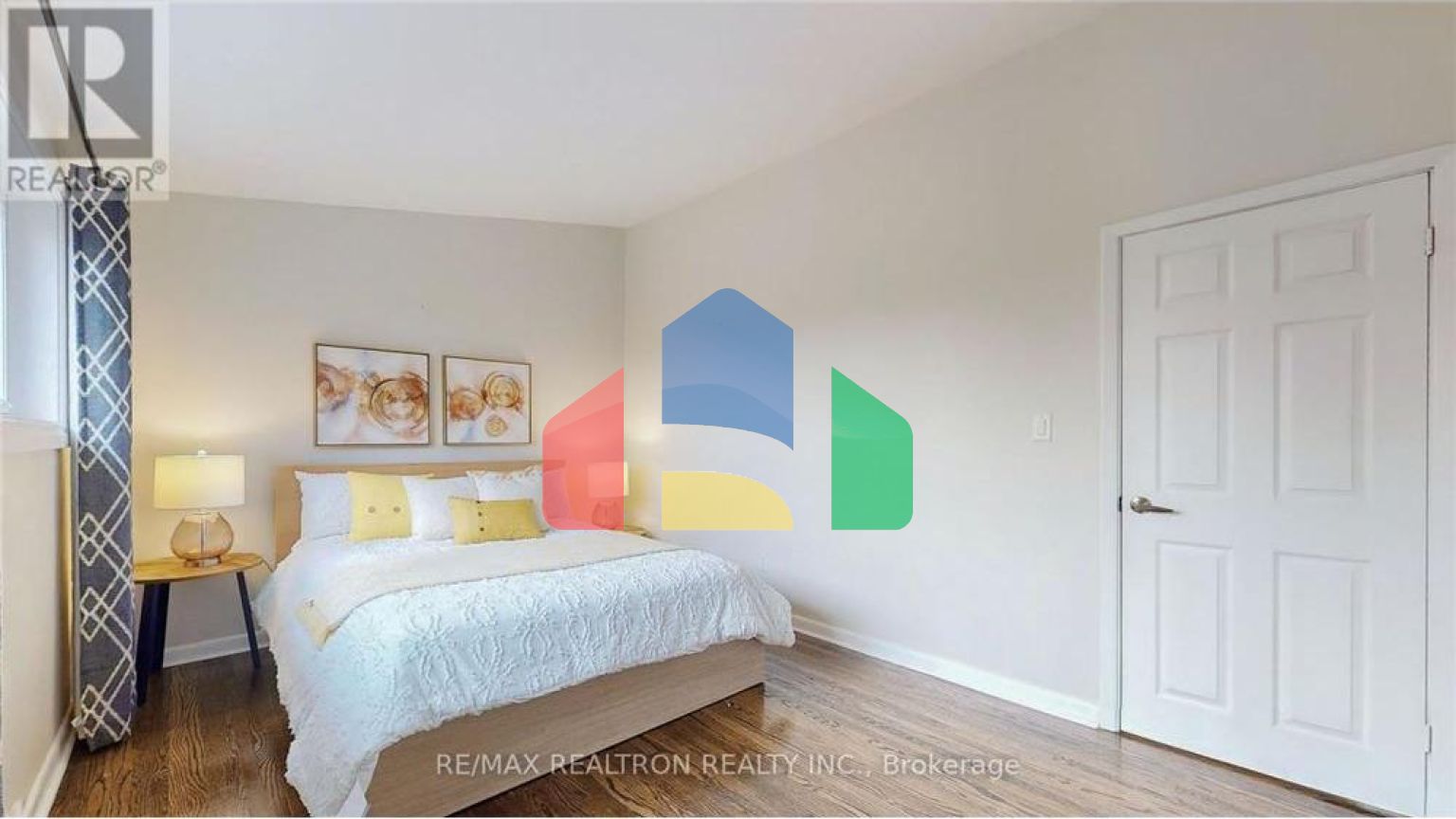 Residential - Single Family Home - Richmond Hill, Canada - Canada