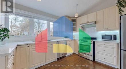 Residential - Single Family Home - Richmond Hill, Canada - Canada