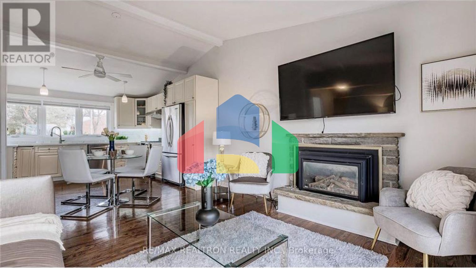 Residential - Single Family Home - Richmond Hill, Canada - Canada