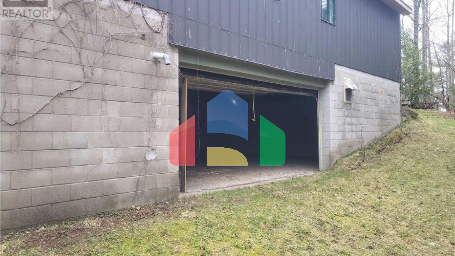 Residential - Single Family Home - Richmond Hill, Canada - Canada