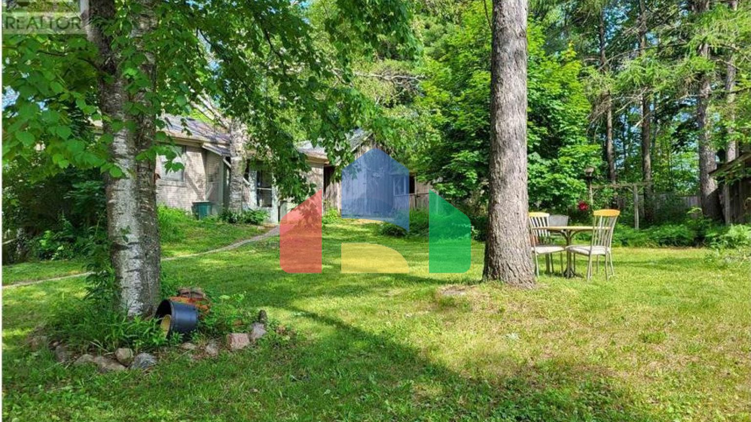 Residential - Single Family Home - Richmond Hill, Canada - Canada