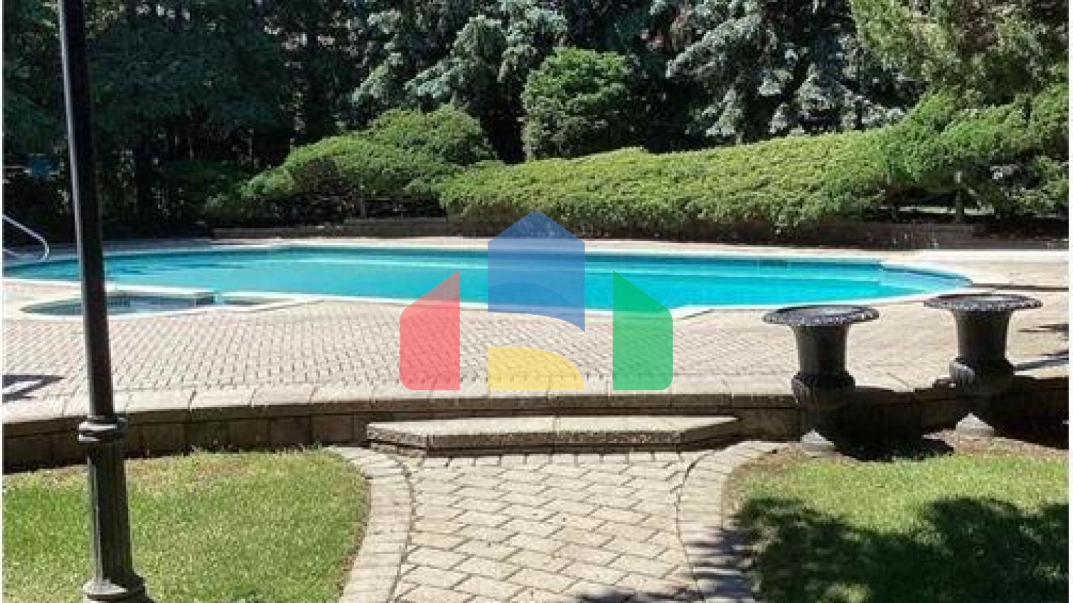 Residential - Single Family Home - Richmond Hill, Canada - Canada