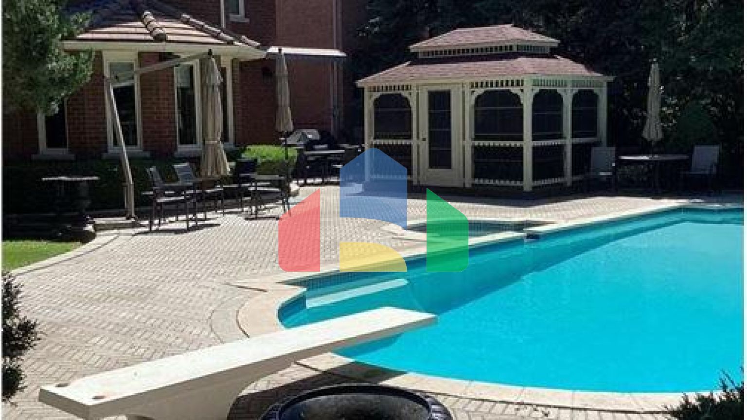 Residential - Single Family Home - Richmond Hill, Canada - Canada