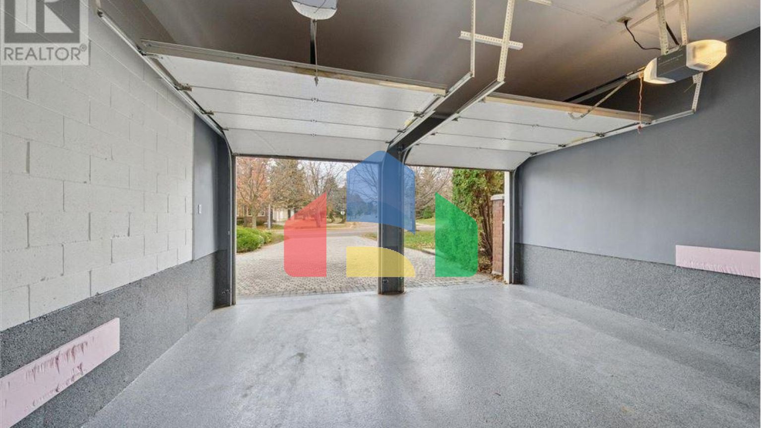 Residential - Single Family Home - Richmond Hill, Canada - Canada