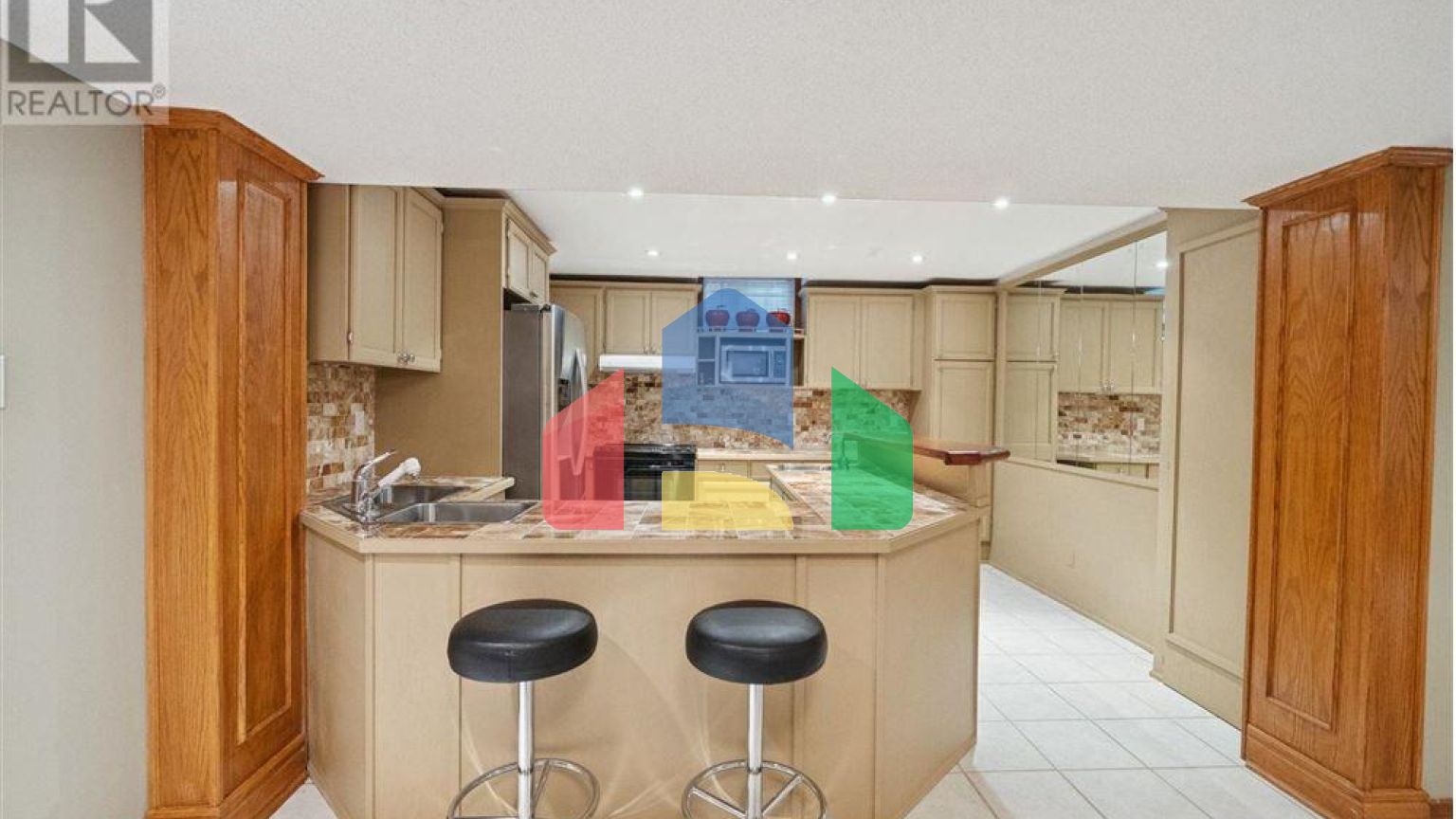 Residential - Single Family Home - Richmond Hill, Canada - Canada