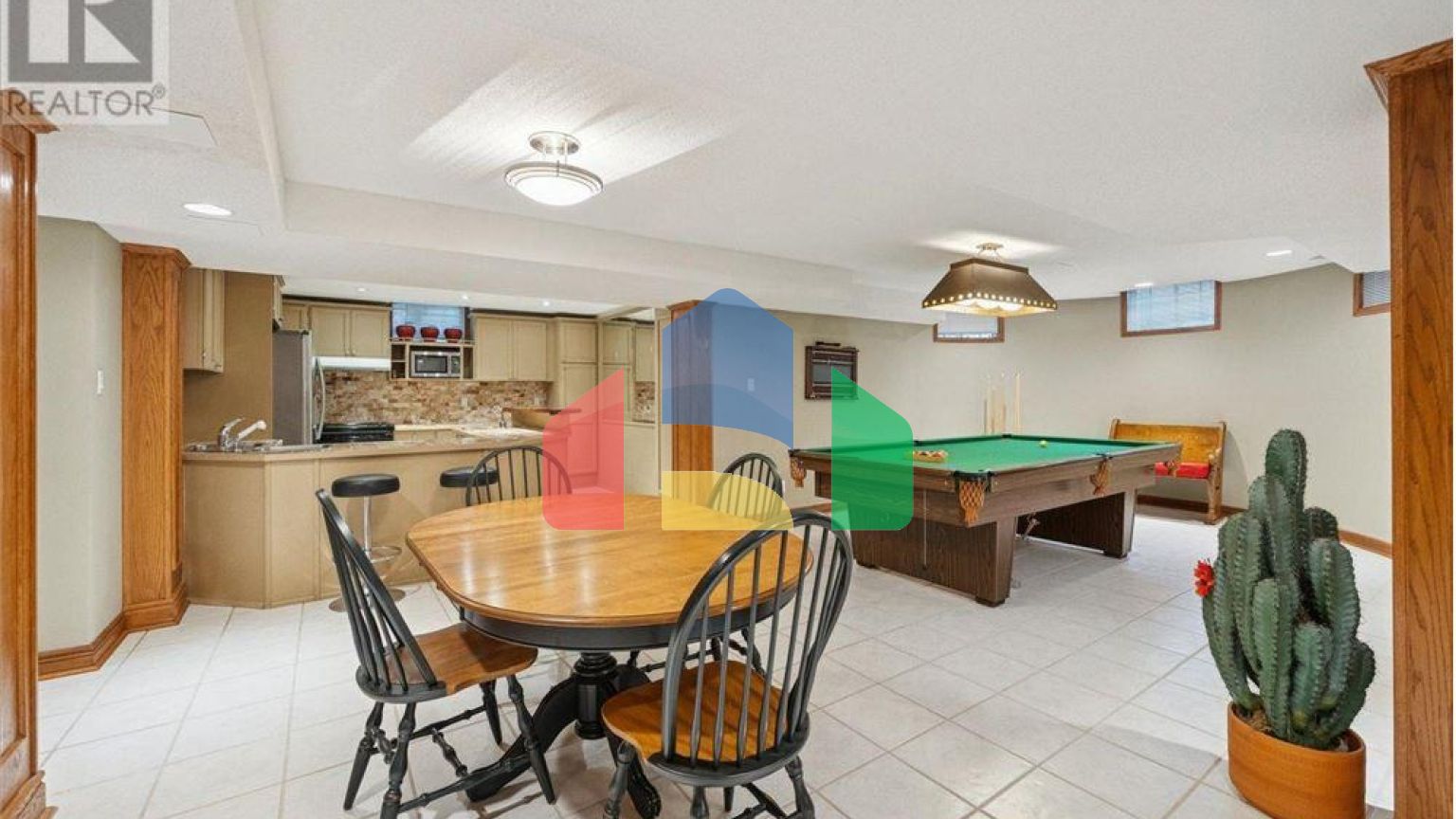 Residential - Single Family Home - Richmond Hill, Canada - Canada