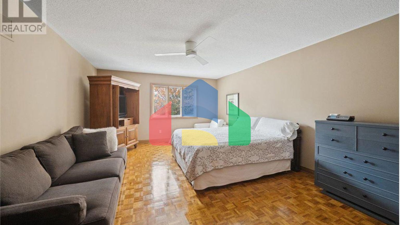 Residential - Single Family Home - Richmond Hill, Canada - Canada