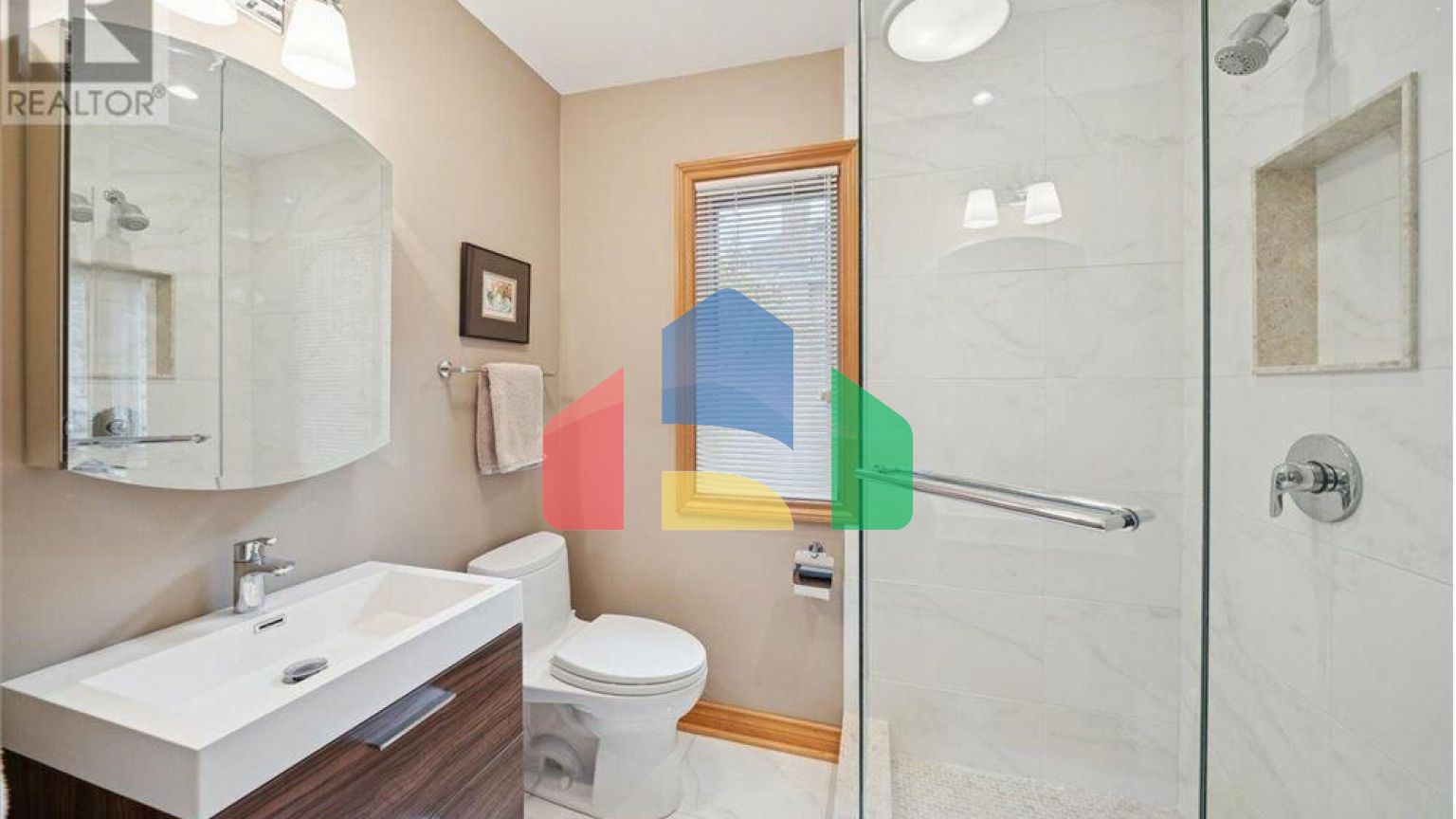 Residential - Single Family Home - Richmond Hill, Canada - Canada