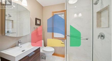 Residential - Single Family Home - Richmond Hill, Canada - Canada