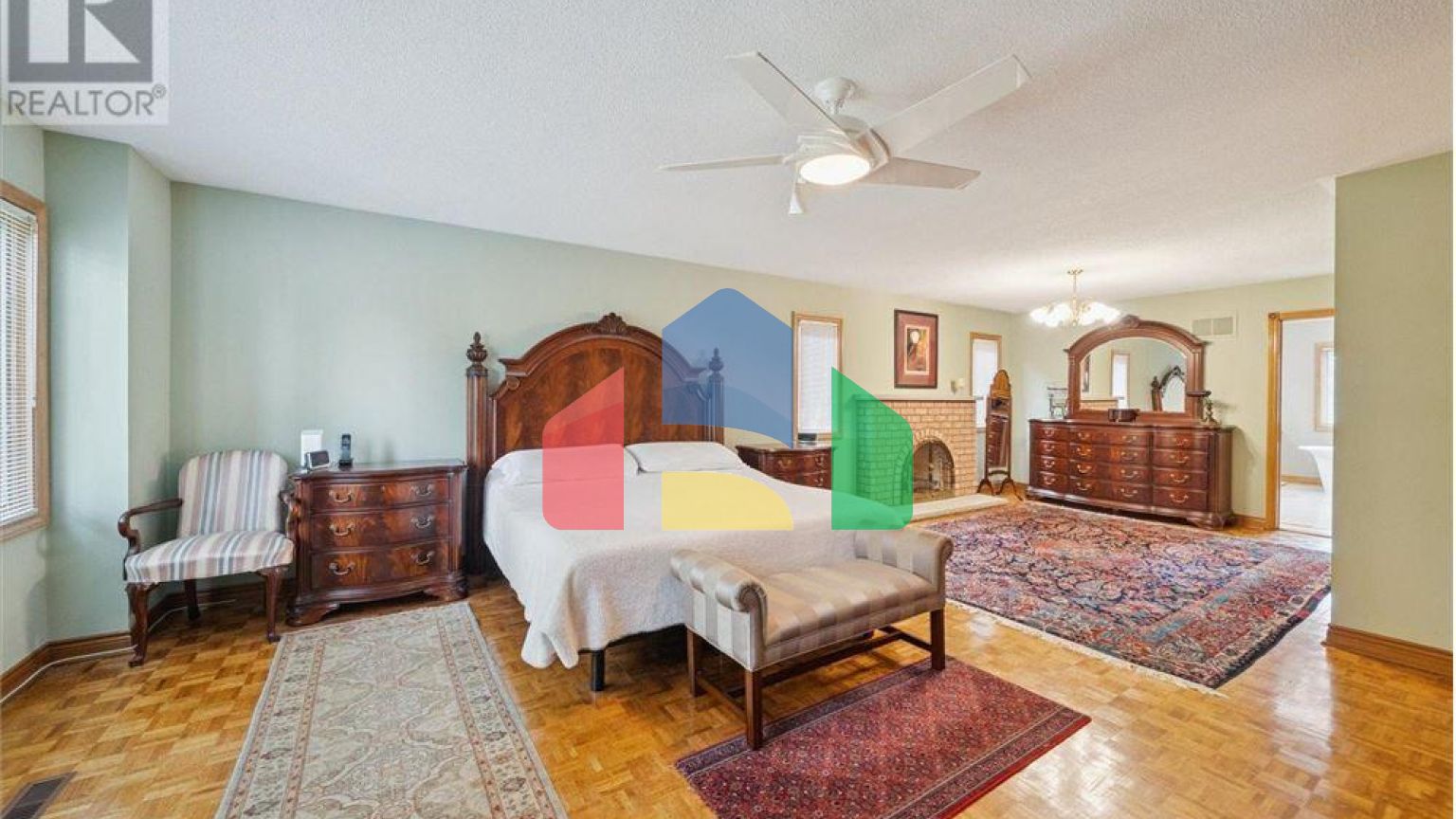 Residential - Single Family Home - Richmond Hill, Canada - Canada