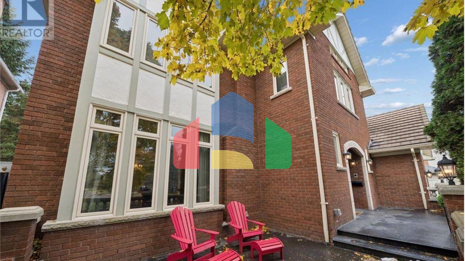 Residential - Single Family Home - Richmond Hill, Canada - Canada