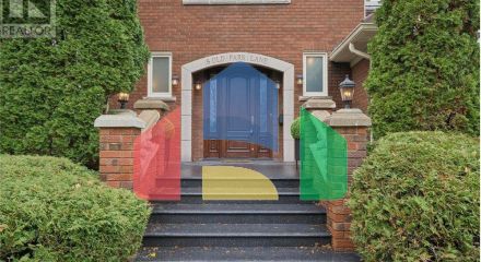 Residential - Single Family Home - Richmond Hill, Canada - Canada