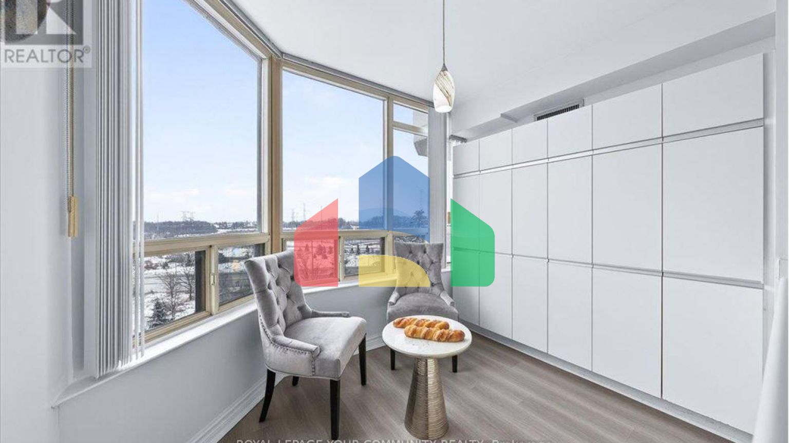 Residential - Condo/Apartment - Richmond Hill, Canada - Canada