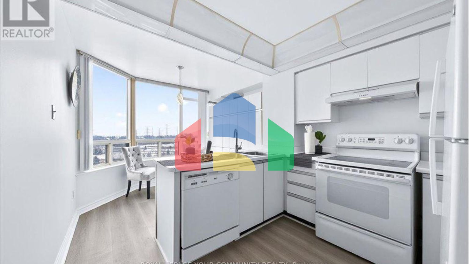 Residential - Condo/Apartment - Richmond Hill, Canada - Canada