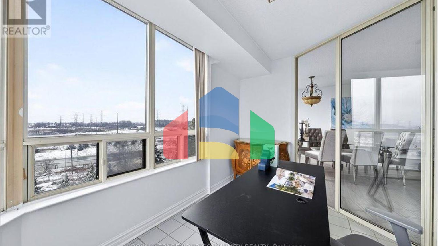 Residential - Condo/Apartment - Richmond Hill, Canada - Canada