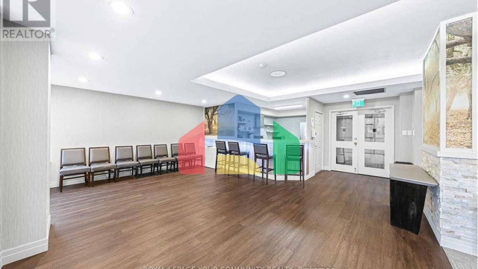 Residential - Condo/Apartment - Richmond Hill, Canada - Canada