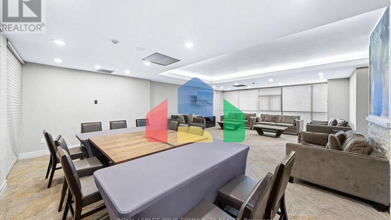 Residential - Condo/Apartment - Richmond Hill, Canada - Canada