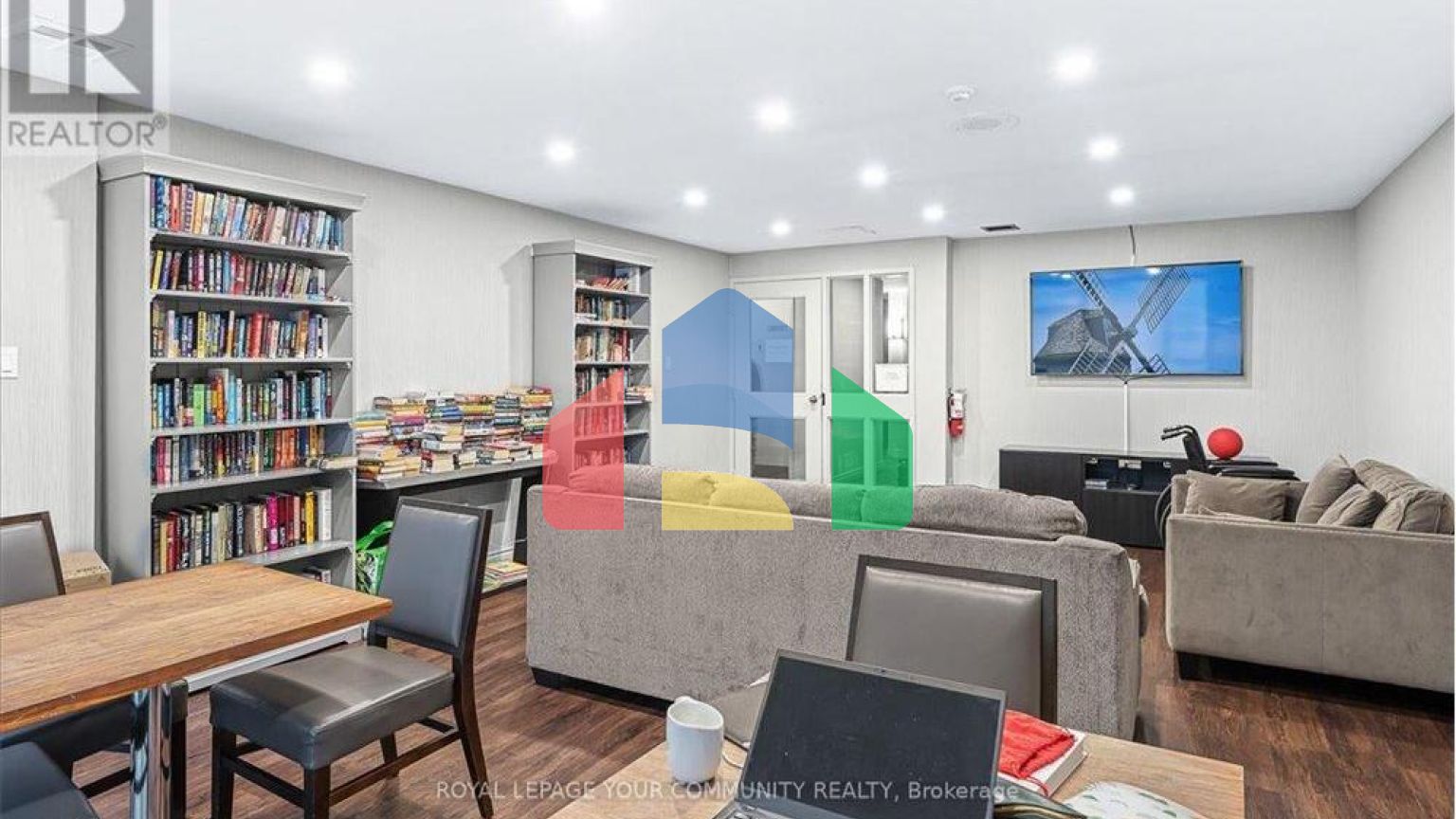 Residential - Condo/Apartment - Richmond Hill, Canada - Canada