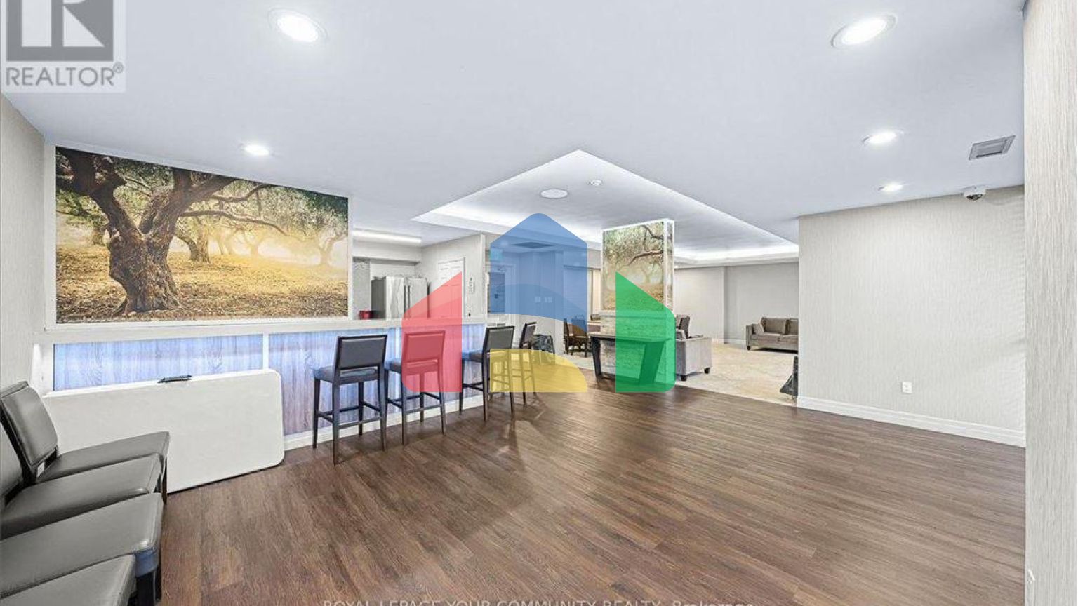 Residential - Condo/Apartment - Richmond Hill, Canada - Canada