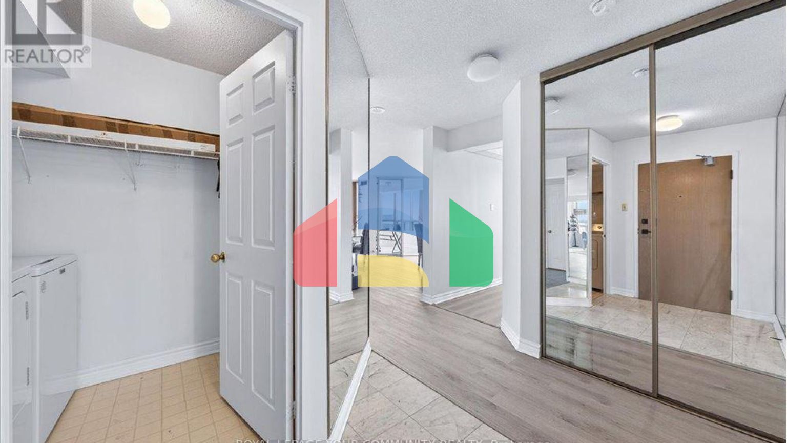 Residential - Condo/Apartment - Richmond Hill, Canada - Canada