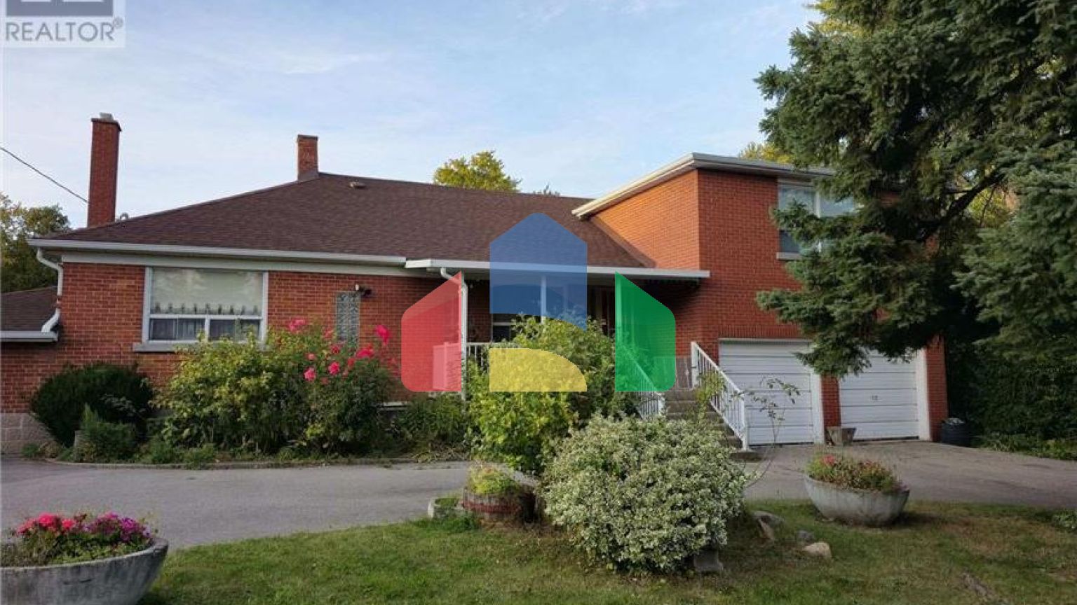 Residential - Single Family Home - Richmond Hill, Canada - Canada