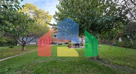 Residential - Single Family Home - Richmond Hill, Canada - Canada