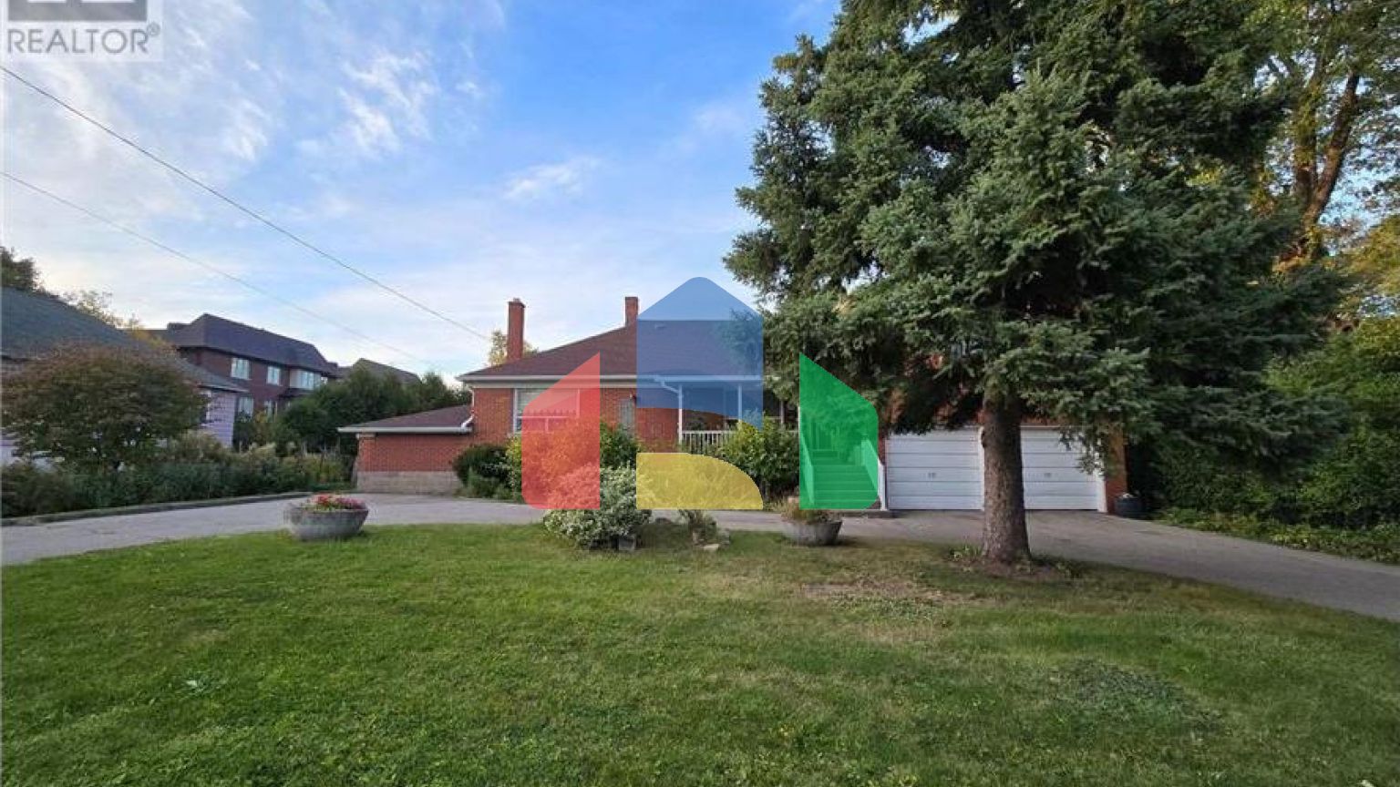 Residential - Single Family Home - Richmond Hill, Canada - Canada