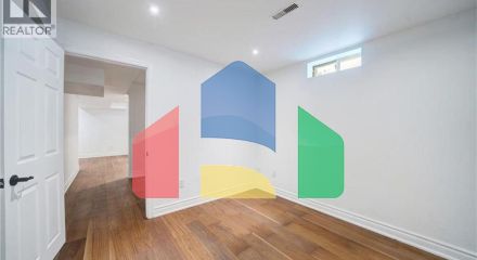 Residential - Single Family Home - Richmond Hill, Canada - Canada