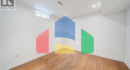 Residential - Single Family Home - Richmond Hill, Canada - Canada