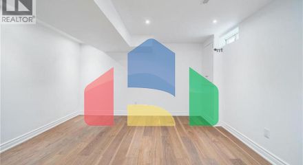 Residential - Single Family Home - Richmond Hill, Canada - Canada