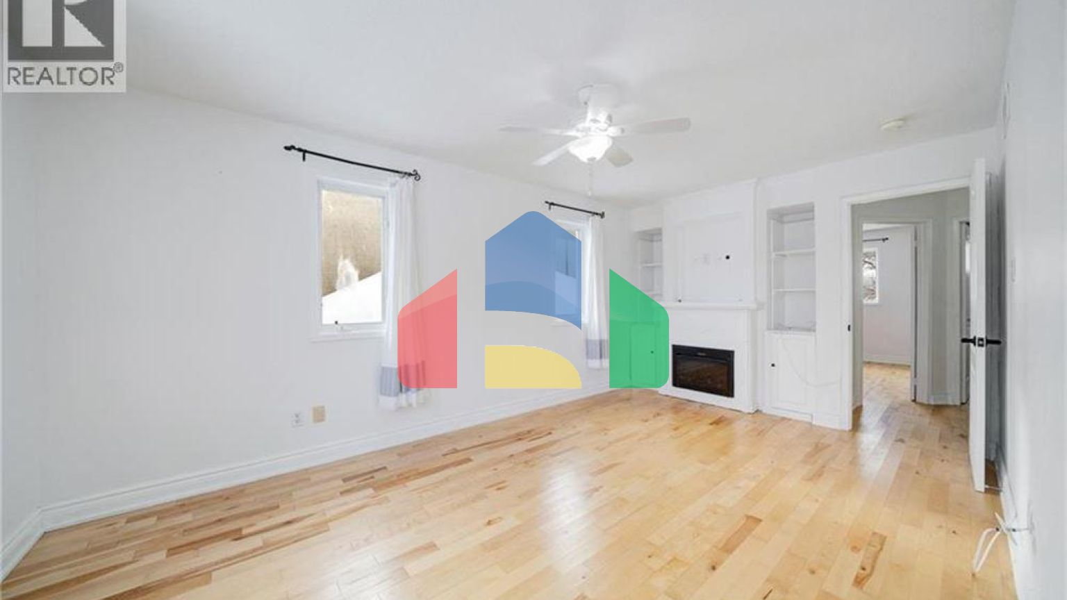 Residential - Single Family Home - Richmond Hill, Canada - Canada