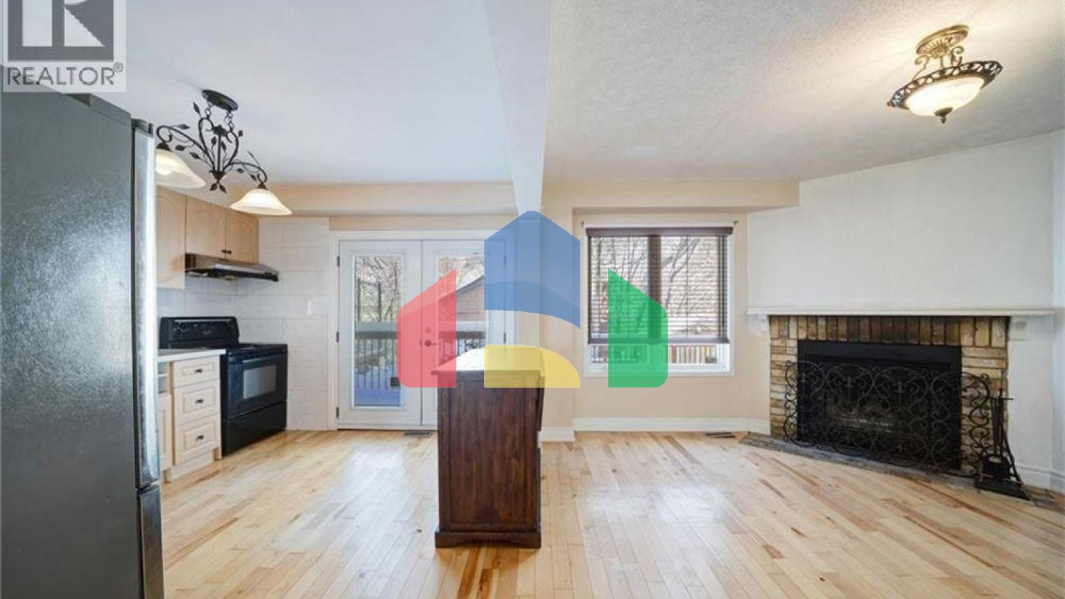 Residential - Single Family Home - Richmond Hill, Canada - Canada