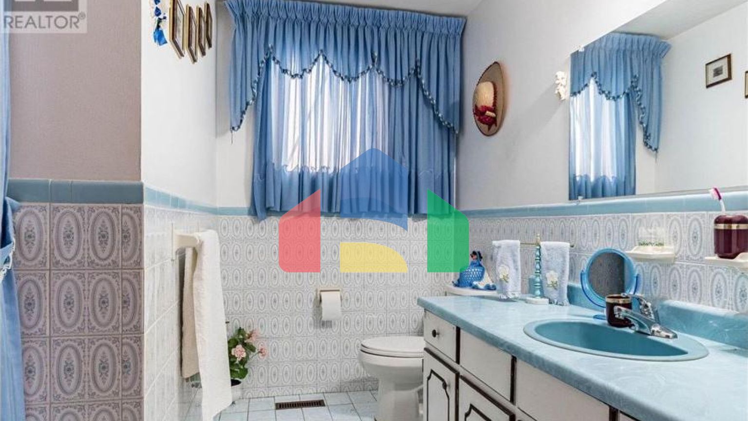 Residential - Single Family Home - Richmond Hill, Canada - Canada