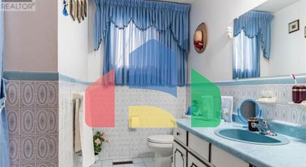 Residential - Single Family Home - Richmond Hill, Canada - Canada