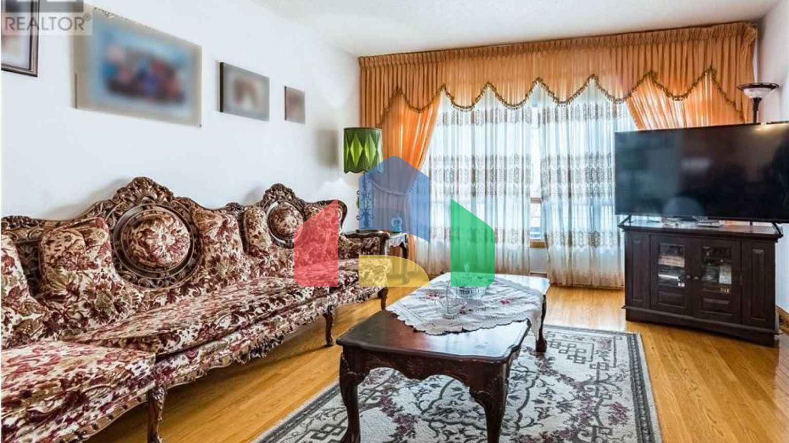 Residential - Single Family Home - Richmond Hill, Canada - Canada