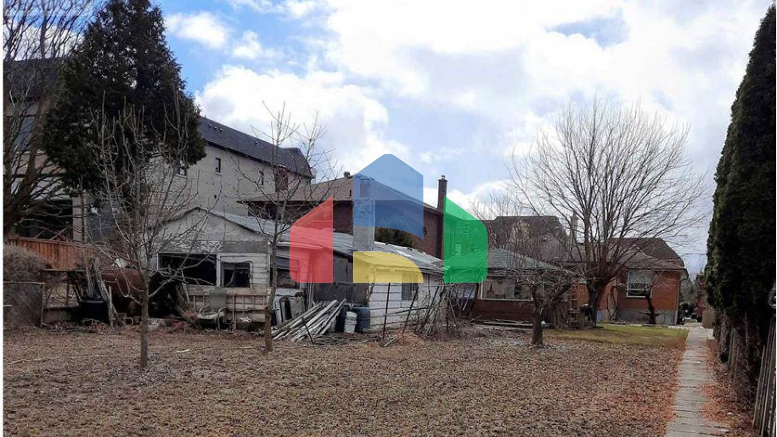 Residential - Single Family Home - Richmond Hill, Canada - Canada