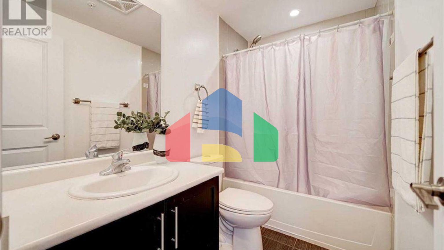 Residential - Condo/Apartment - Richmond Hill, Canada - Canada