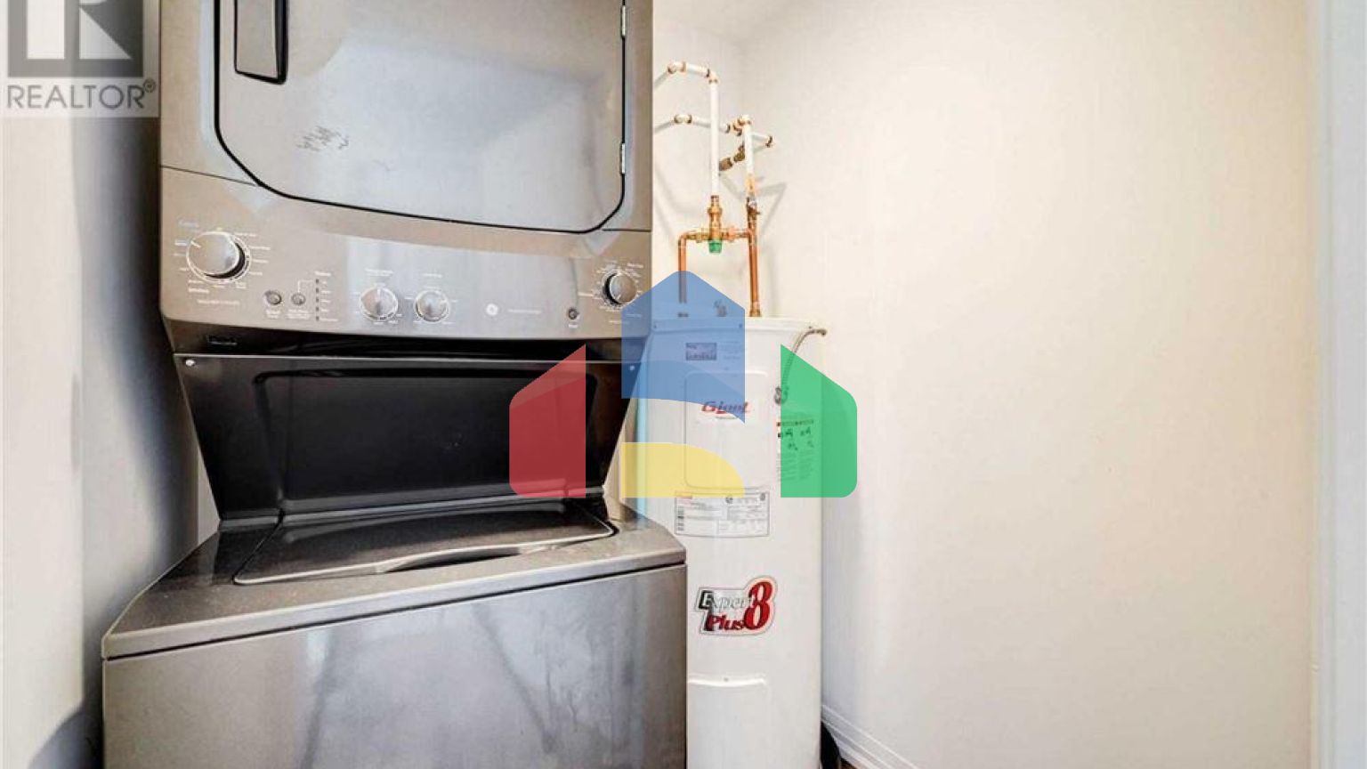 Residential - Condo/Apartment - Richmond Hill, Canada - Canada