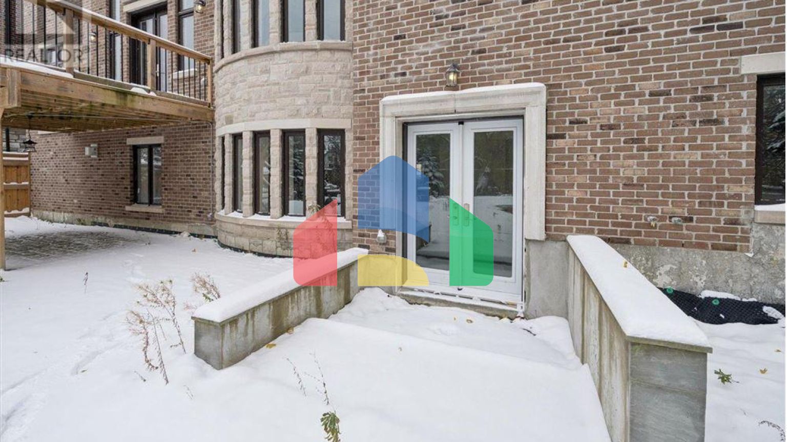 Residential - Single Family Home - Richmond Hill, Canada - Canada