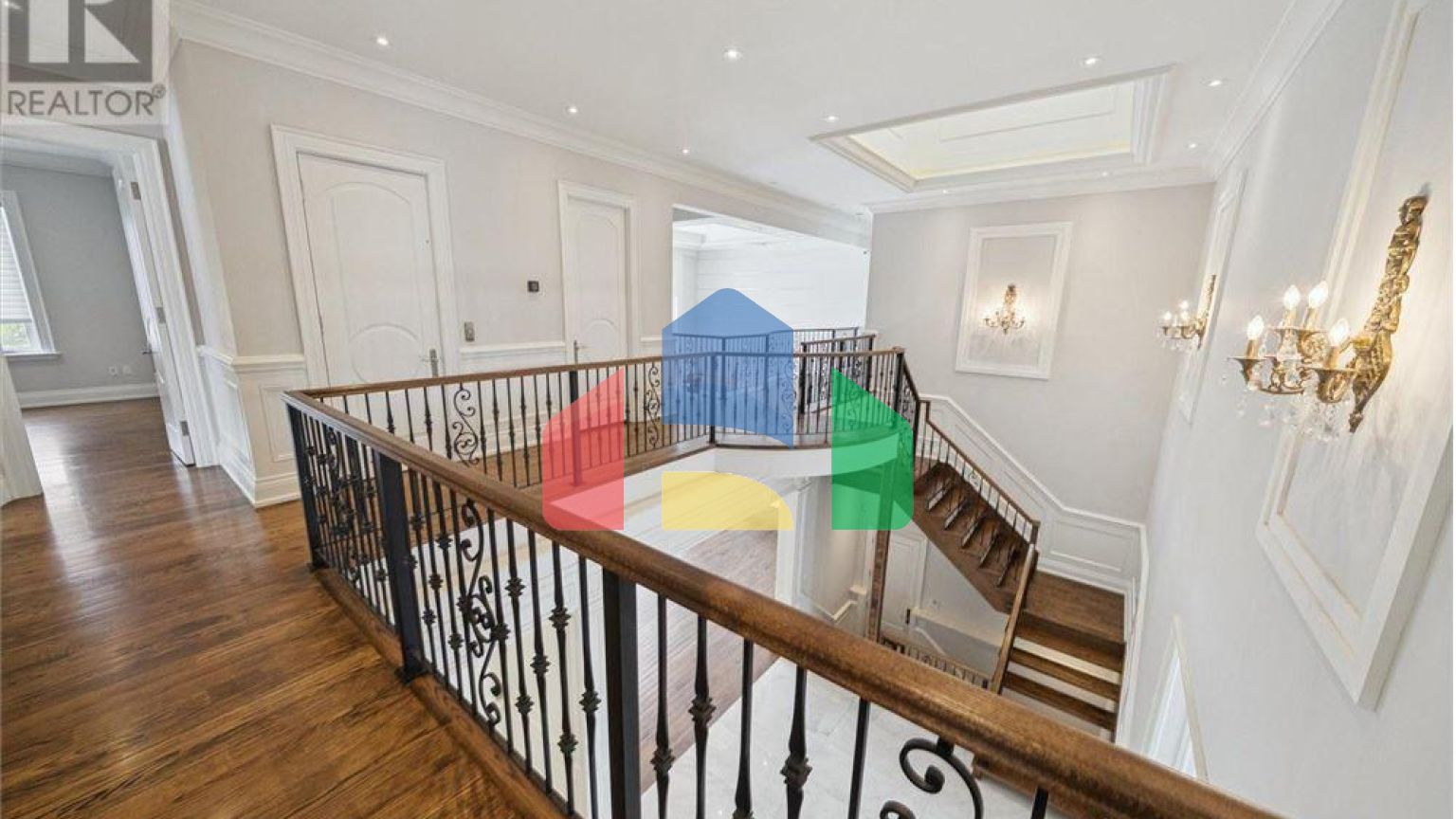 Residential - Single Family Home - Richmond Hill, Canada - Canada