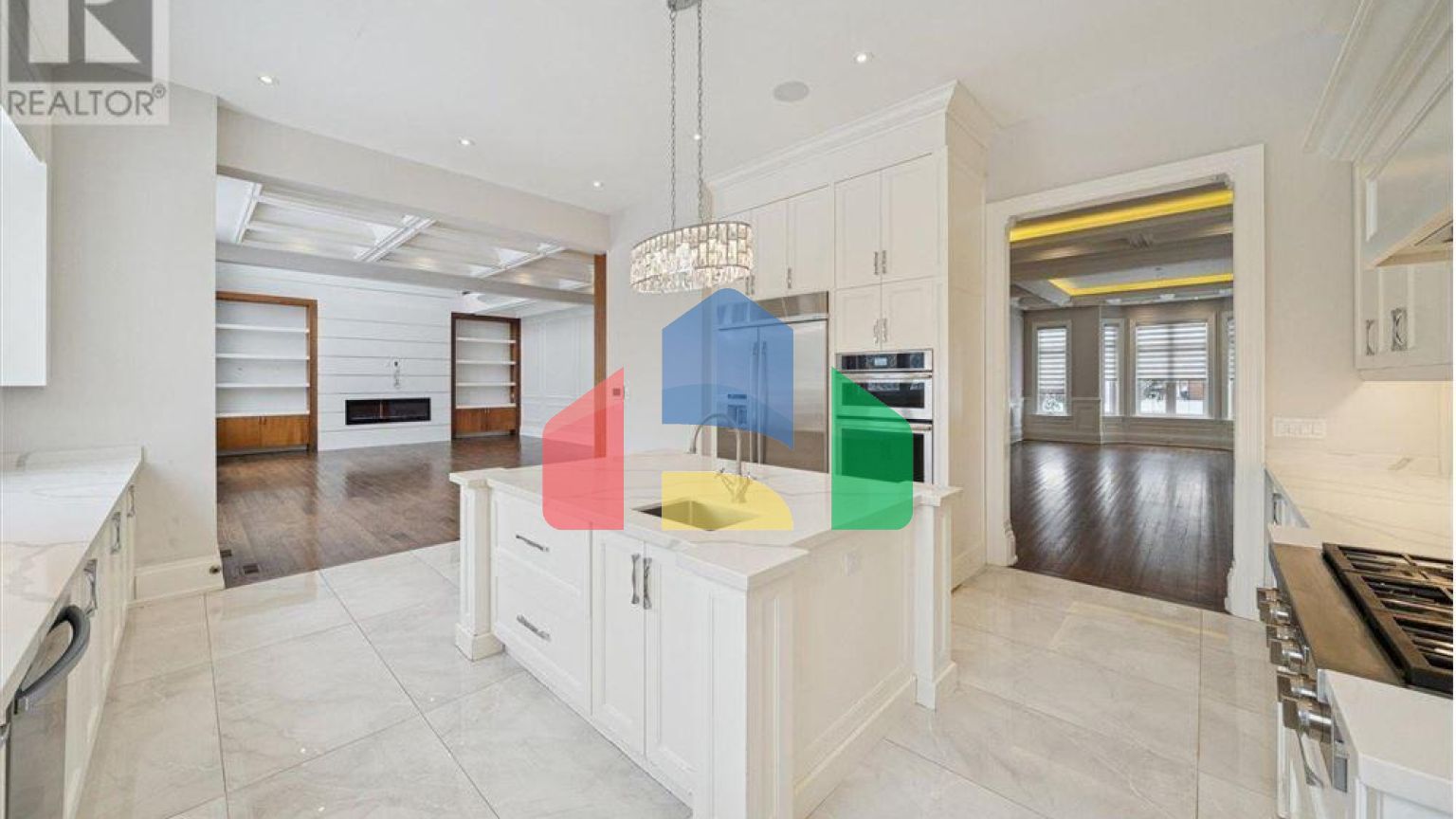 Residential - Single Family Home - Richmond Hill, Canada - Canada