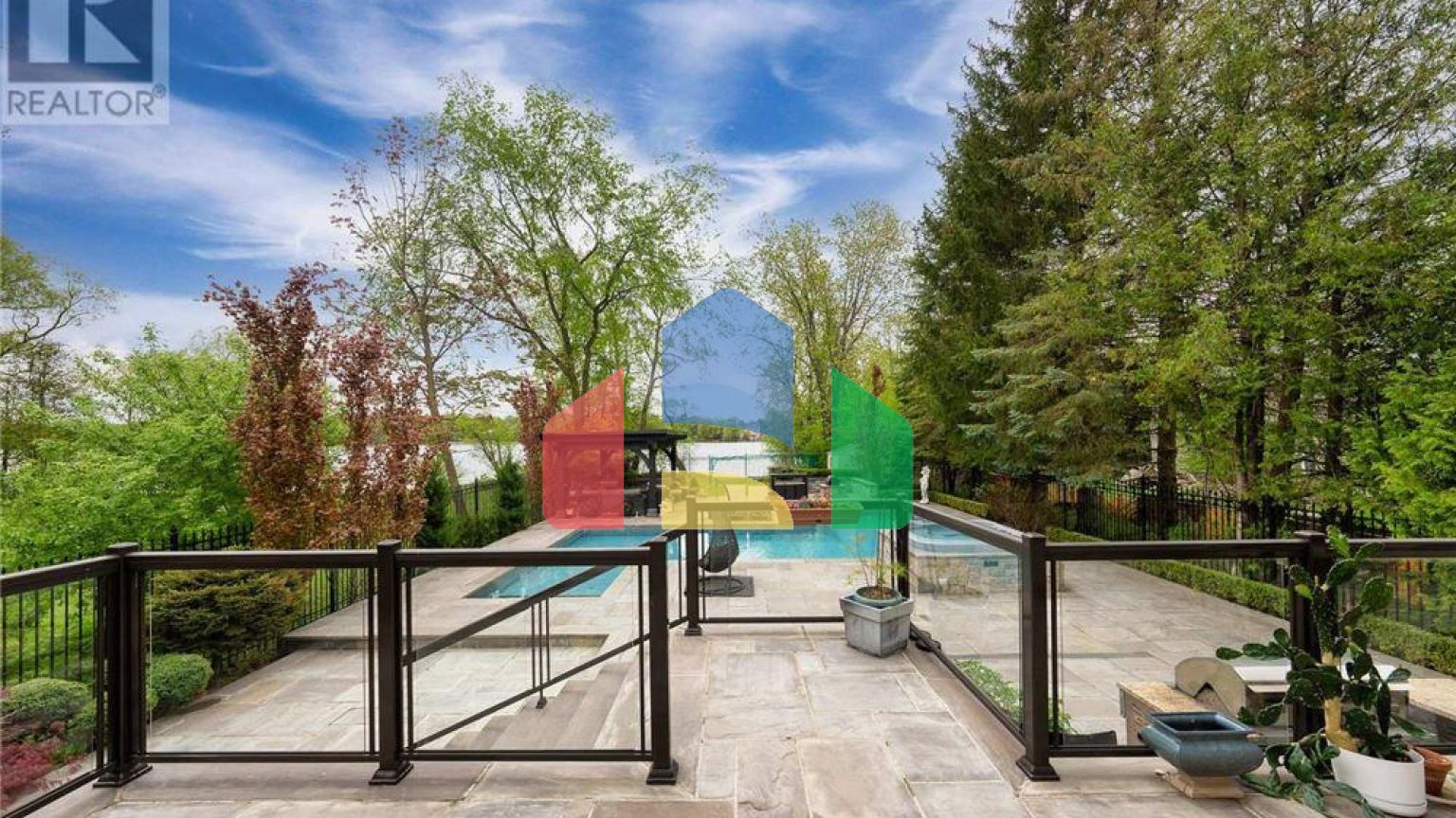 Residential - Single Family Home - Richmond Hill, Canada - Canada