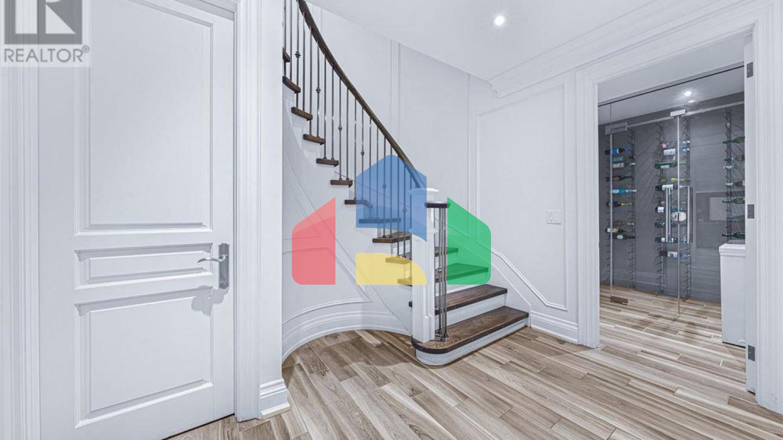 Residential - Single Family Home - Richmond Hill, Canada - Canada