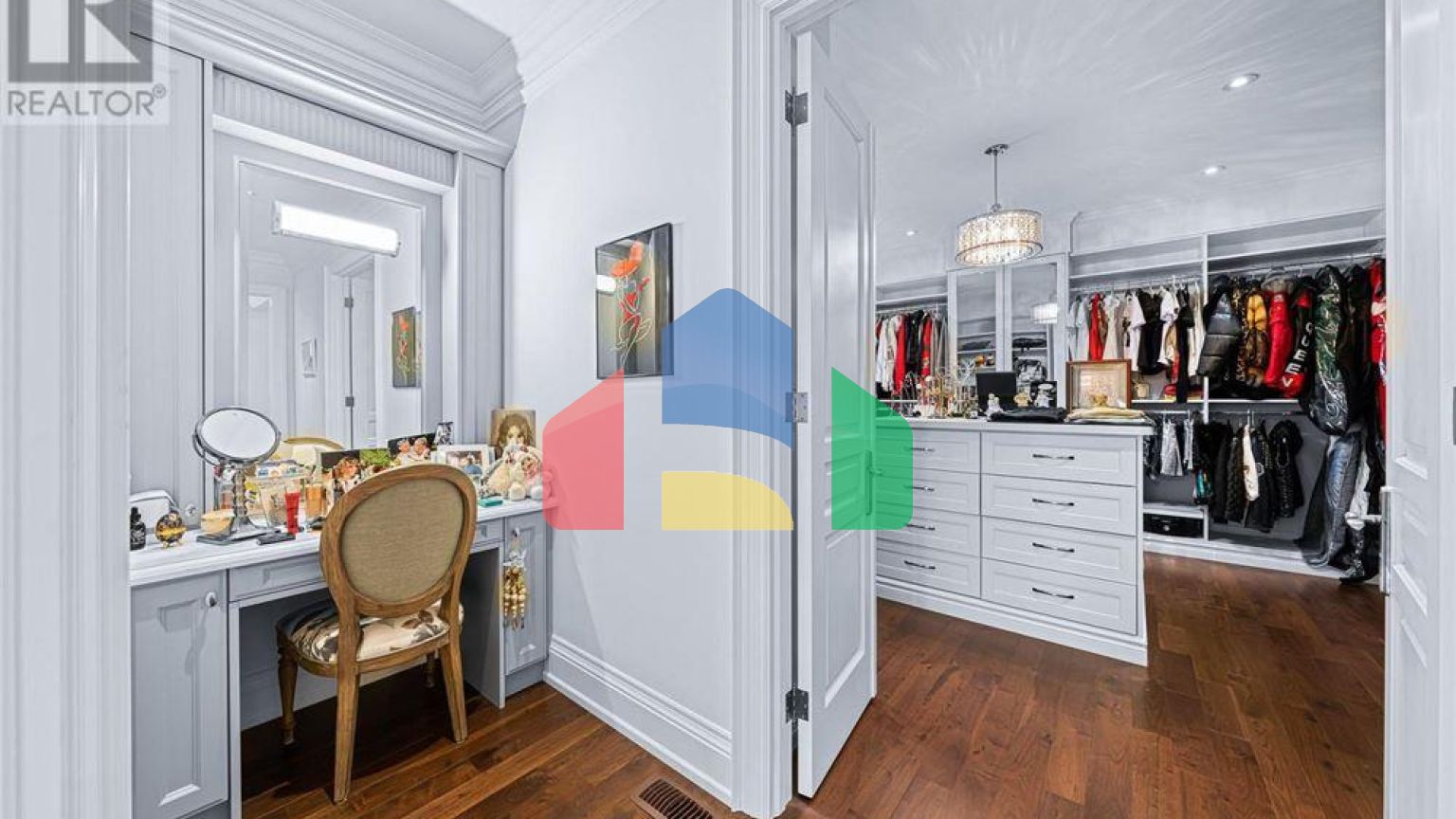 Residential - Single Family Home - Richmond Hill, Canada - Canada