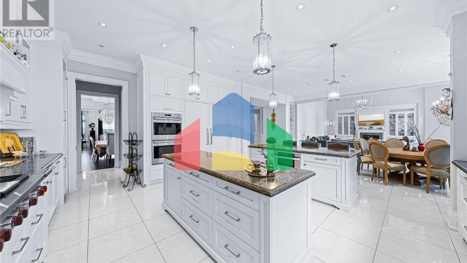 Residential - Single Family Home - Richmond Hill, Canada - Canada