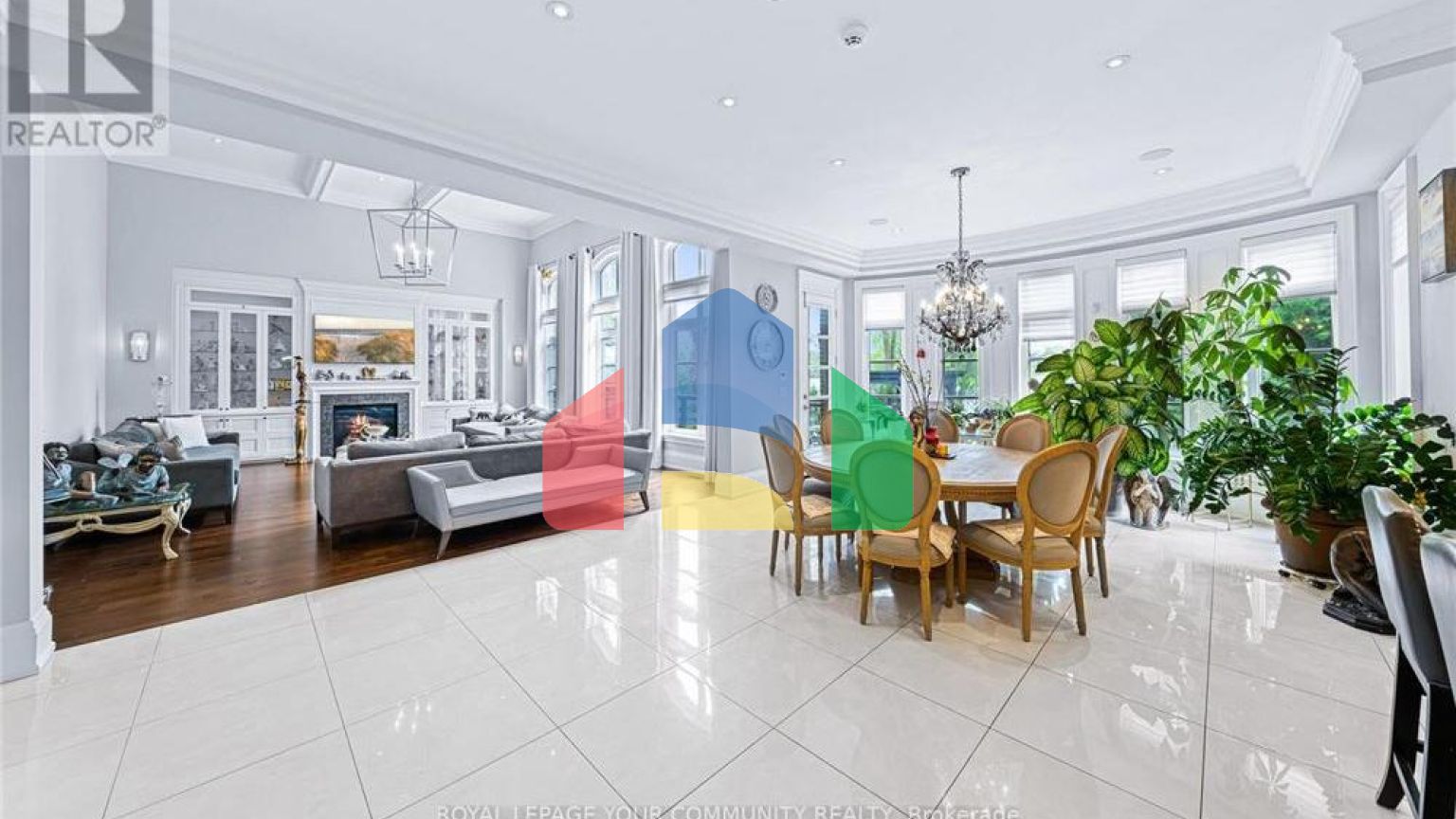 Residential - Single Family Home - Richmond Hill, Canada - Canada