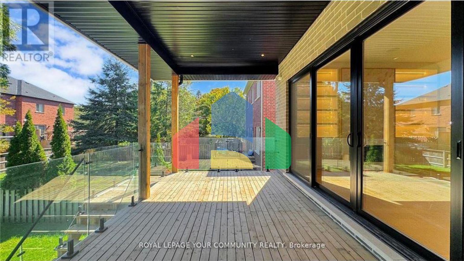 Residential - Single Family Home - Richmond Hill, Canada - Canada