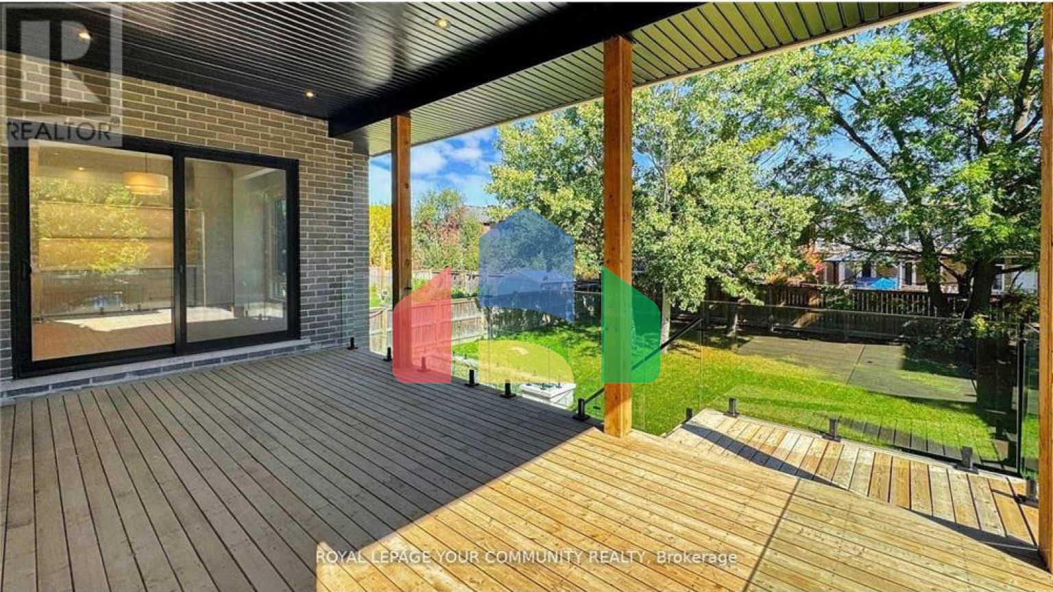 Residential - Single Family Home - Richmond Hill, Canada - Canada