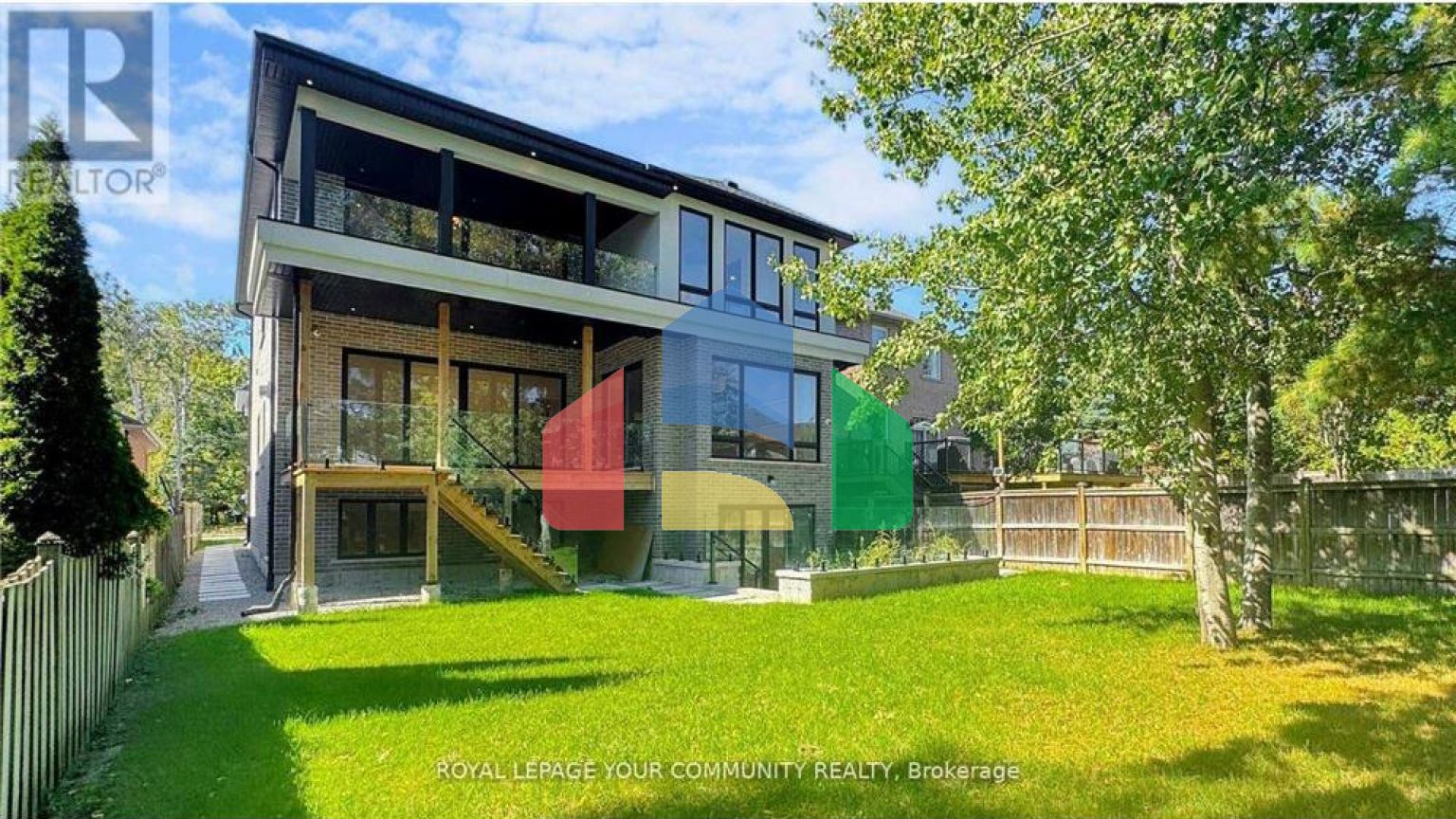 Residential - Single Family Home - Richmond Hill, Canada - Canada